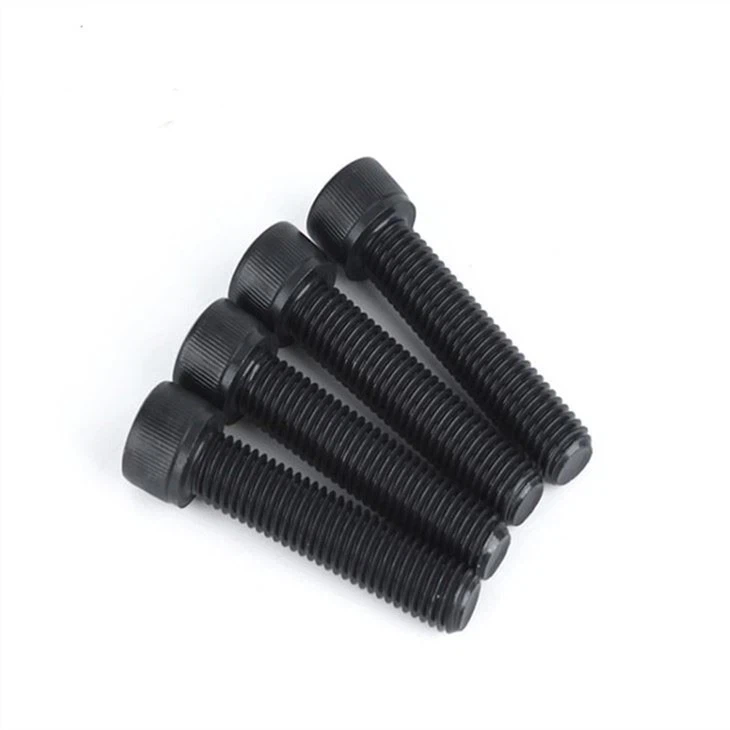 Kuuskantpoltide tootjate sees